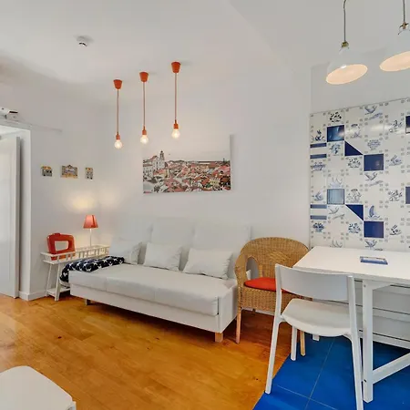 My Bica - Cozy And Perfect Location Apartment
